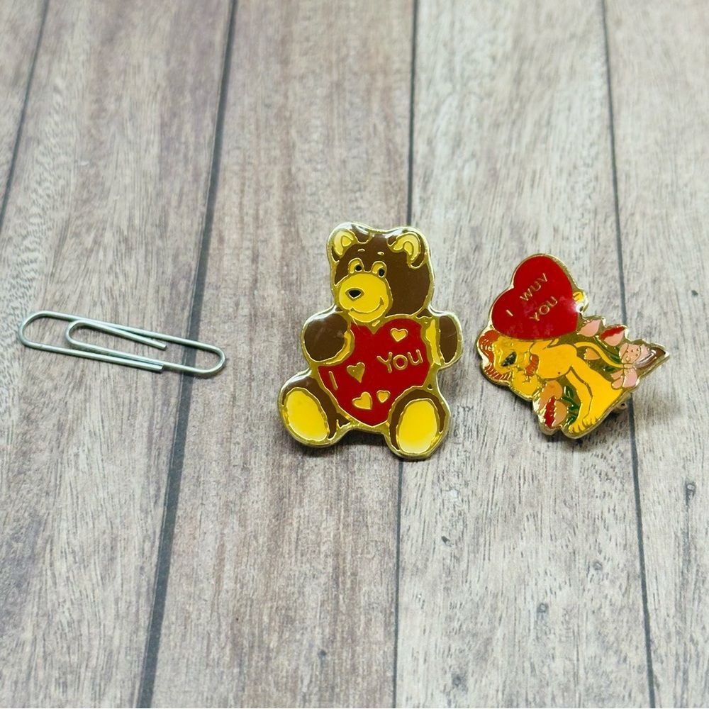 SWIB Taiwan Vintage I Love You Bear Lion Straight Back Pins Set Of 2 B6‎